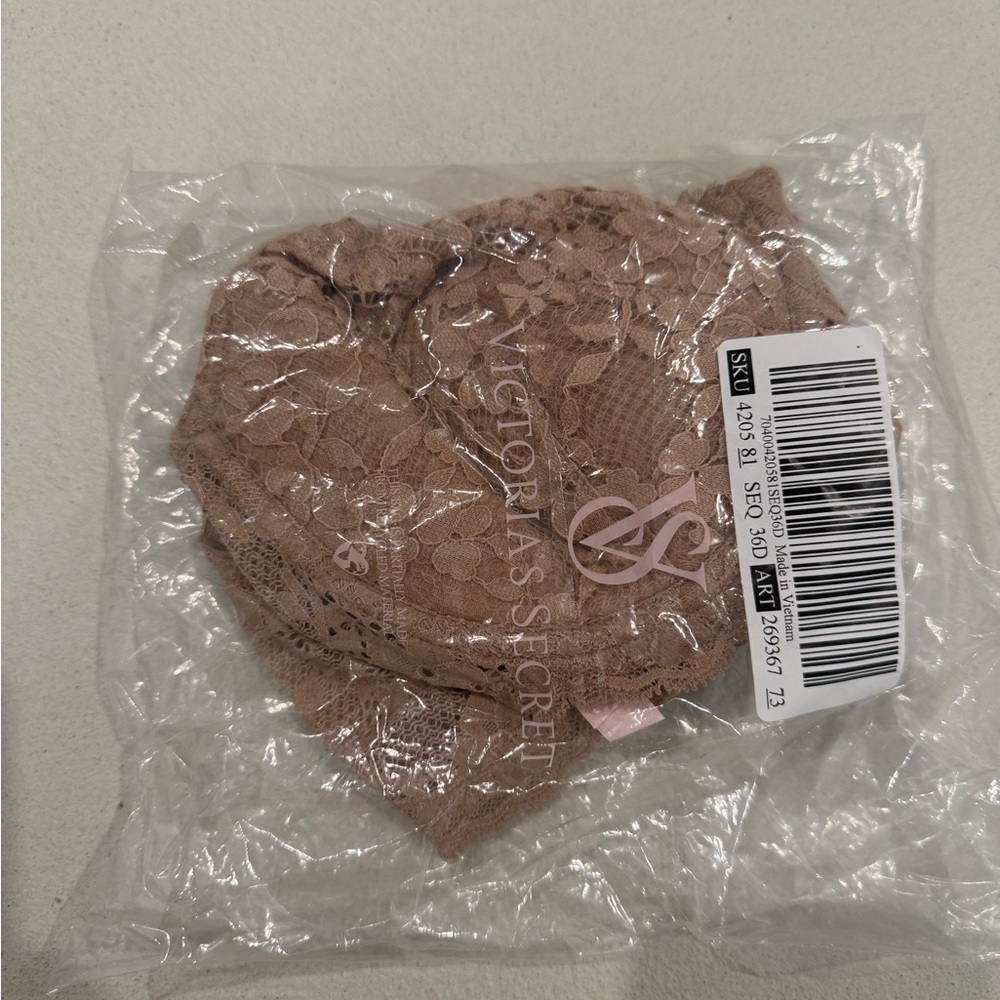 NWT+P Victoria's Secret Lace Bra